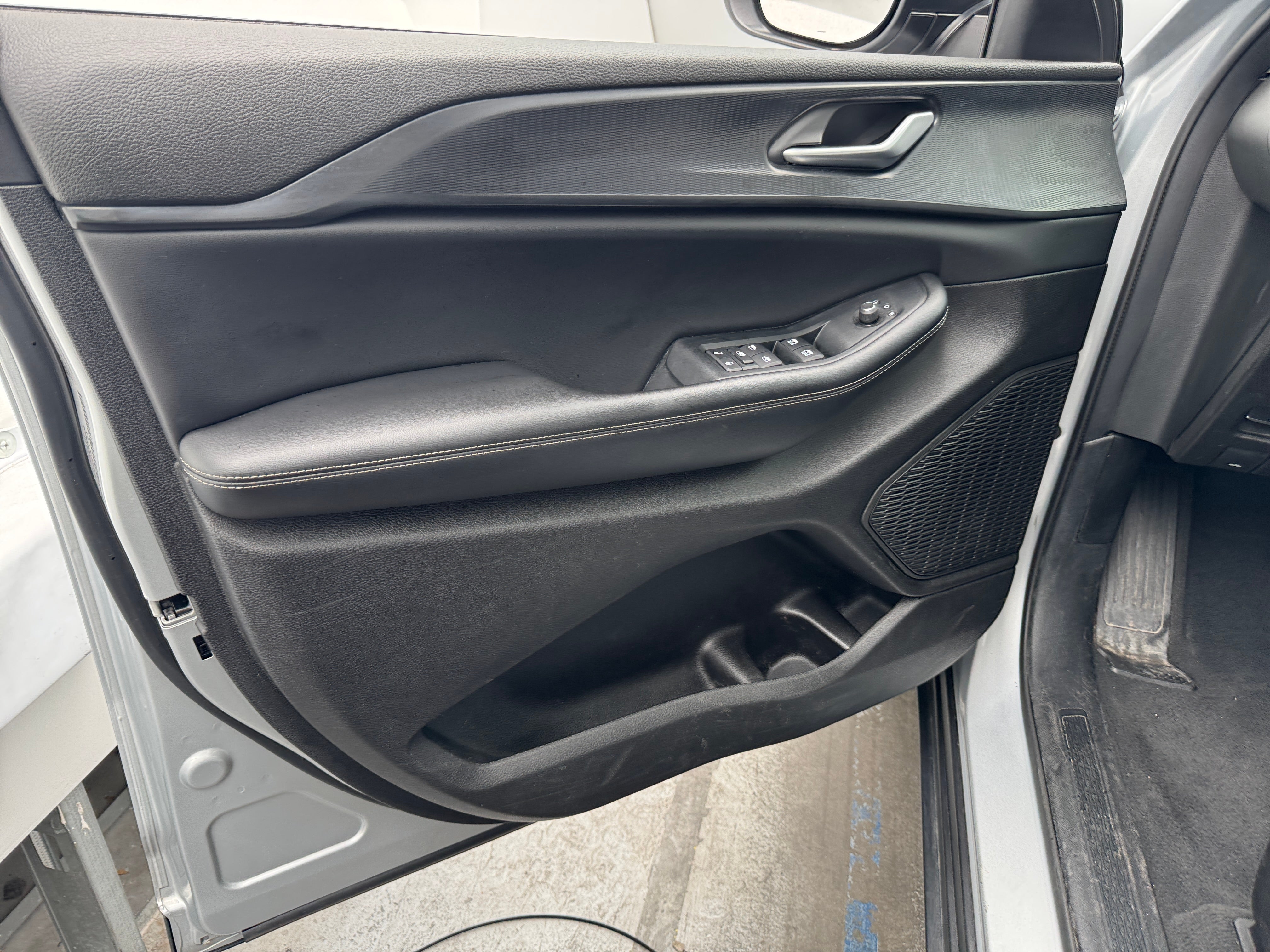 jeep grand cherokee l 2023 1C4RJKAG4P8894446 image jeep grand cherokee l 2023 1C4RJKAG4P8894446 image